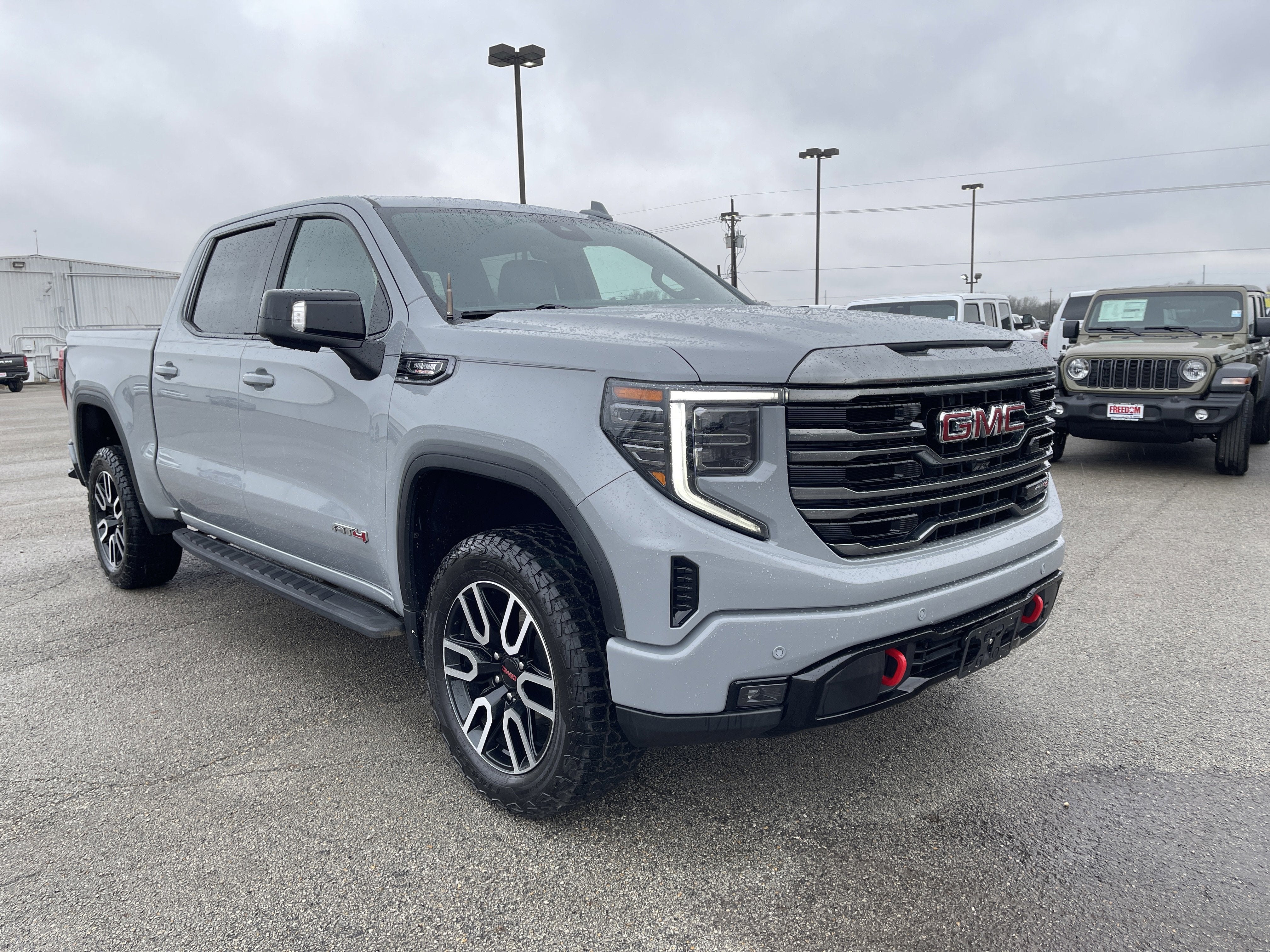 2024 GMC Sierra 1500 AT4