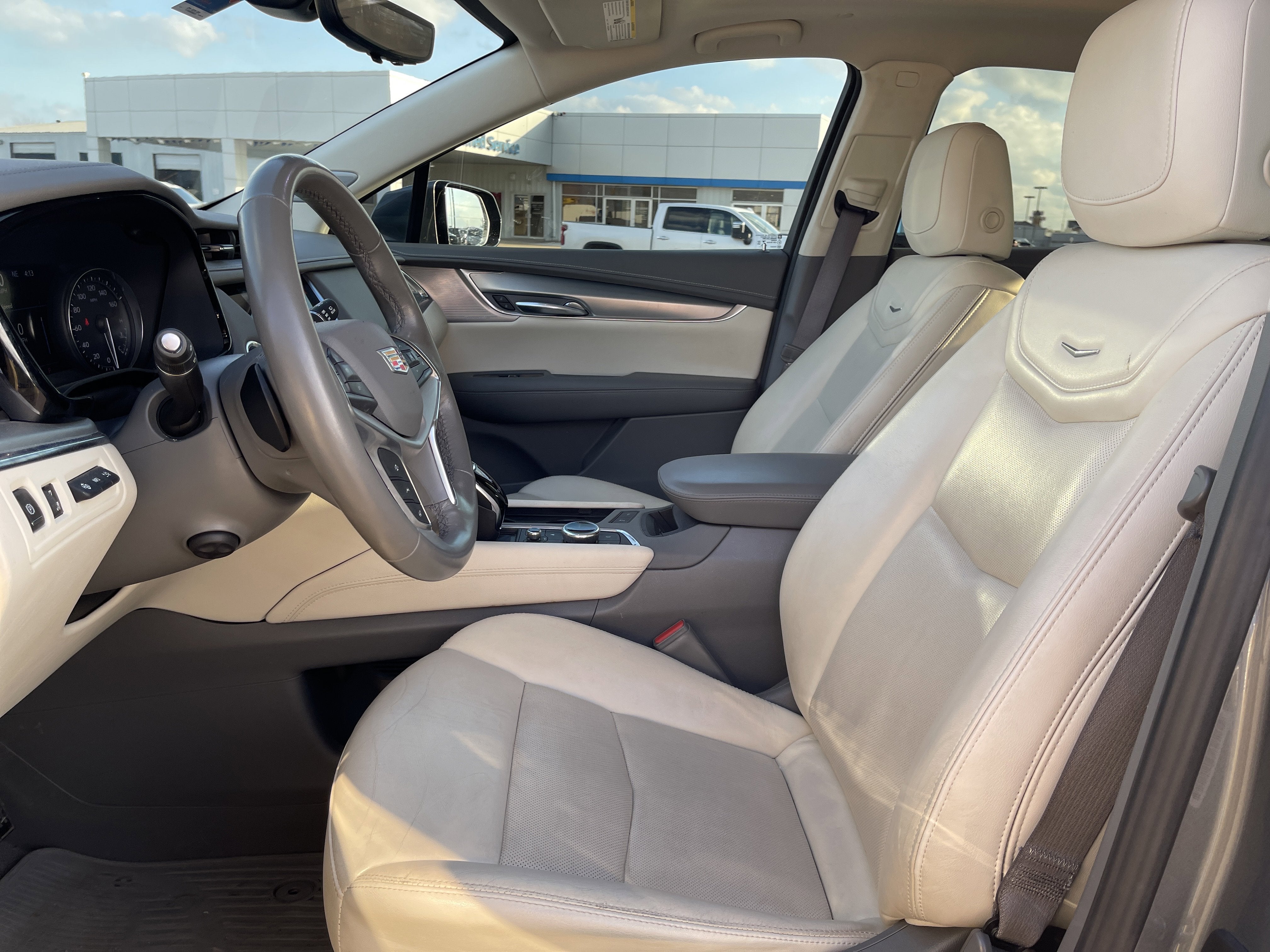 2021 Cadillac XT5 FWD Premium Luxury