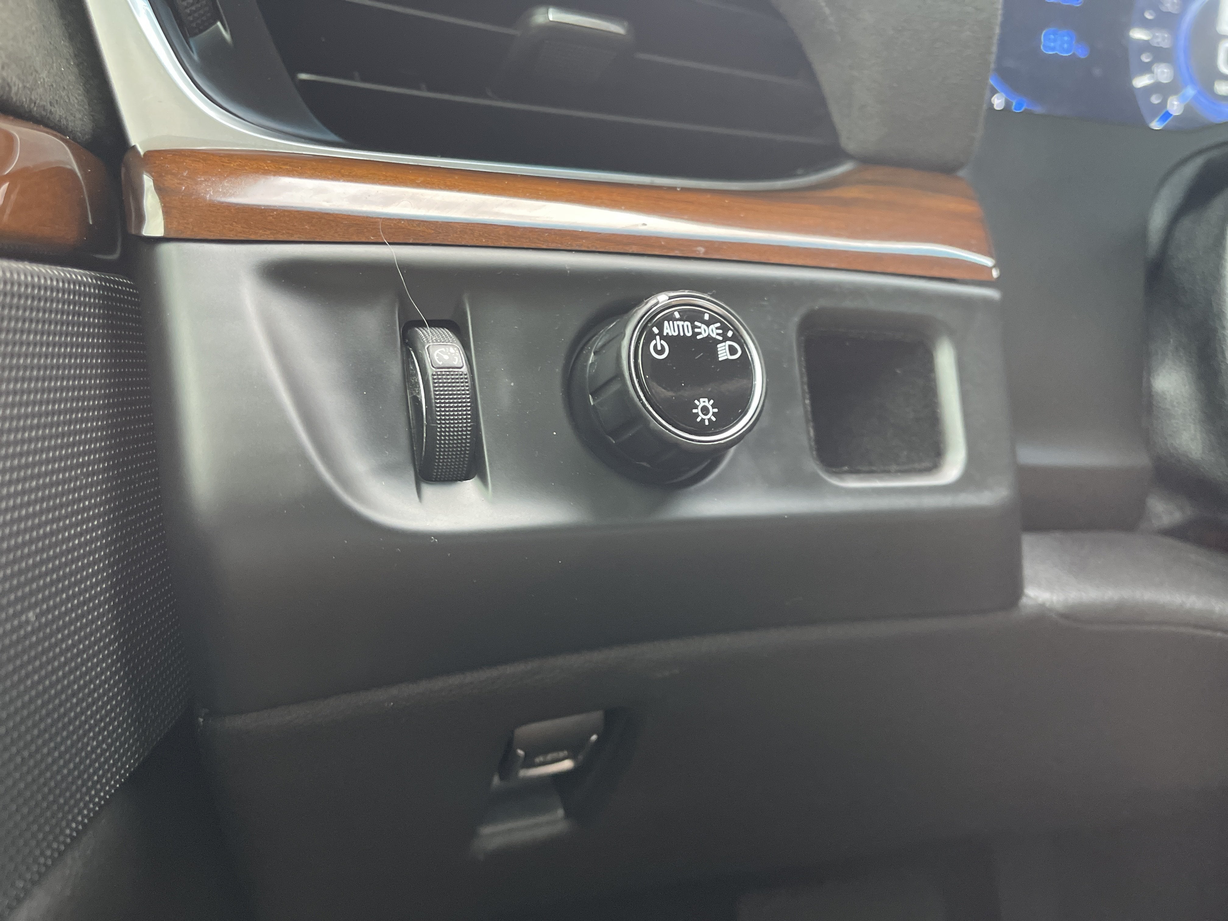 2019 Cadillac Escalade ESV Premium Luxury