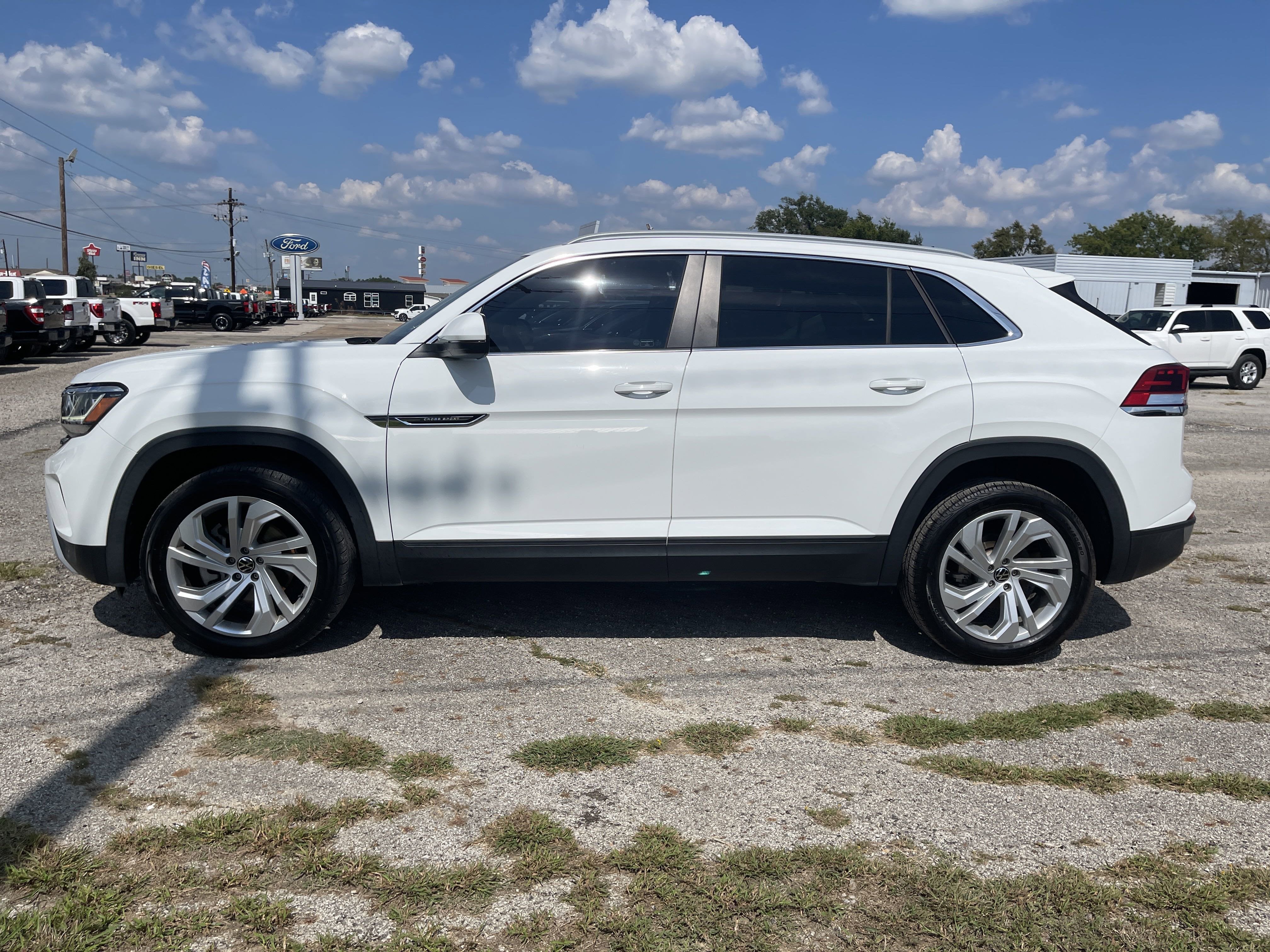 2020 Volkswagen Atlas Cross Sport 2.0T SEL