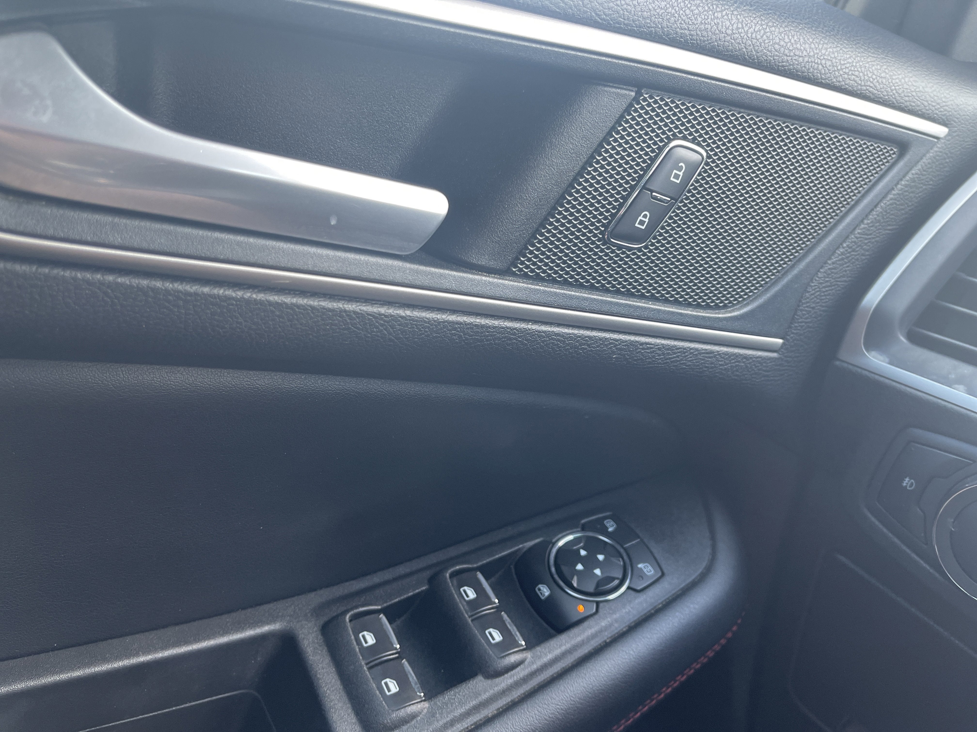 2020 Ford Edge ST Line