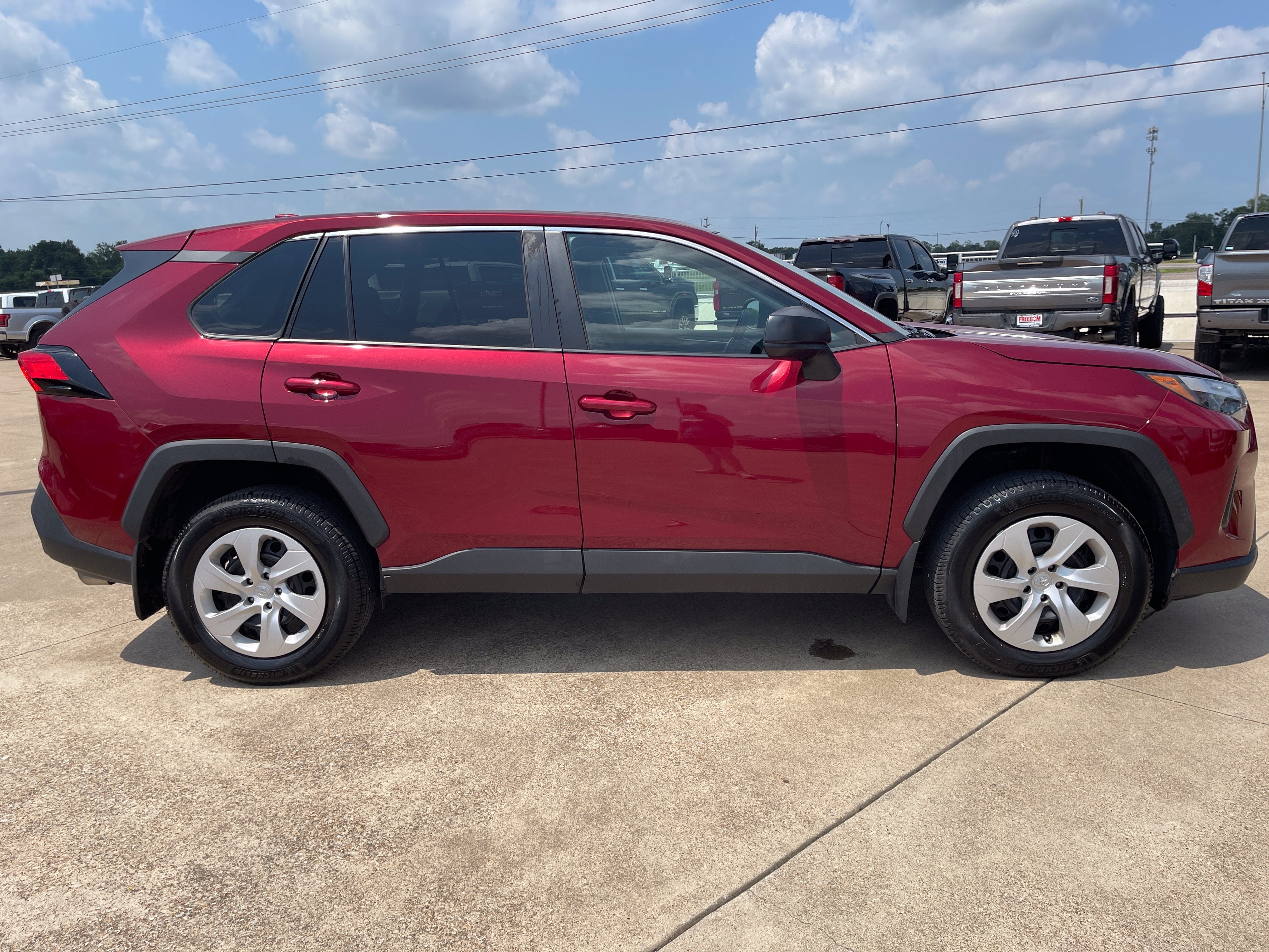 2024 Toyota RAV4 LE