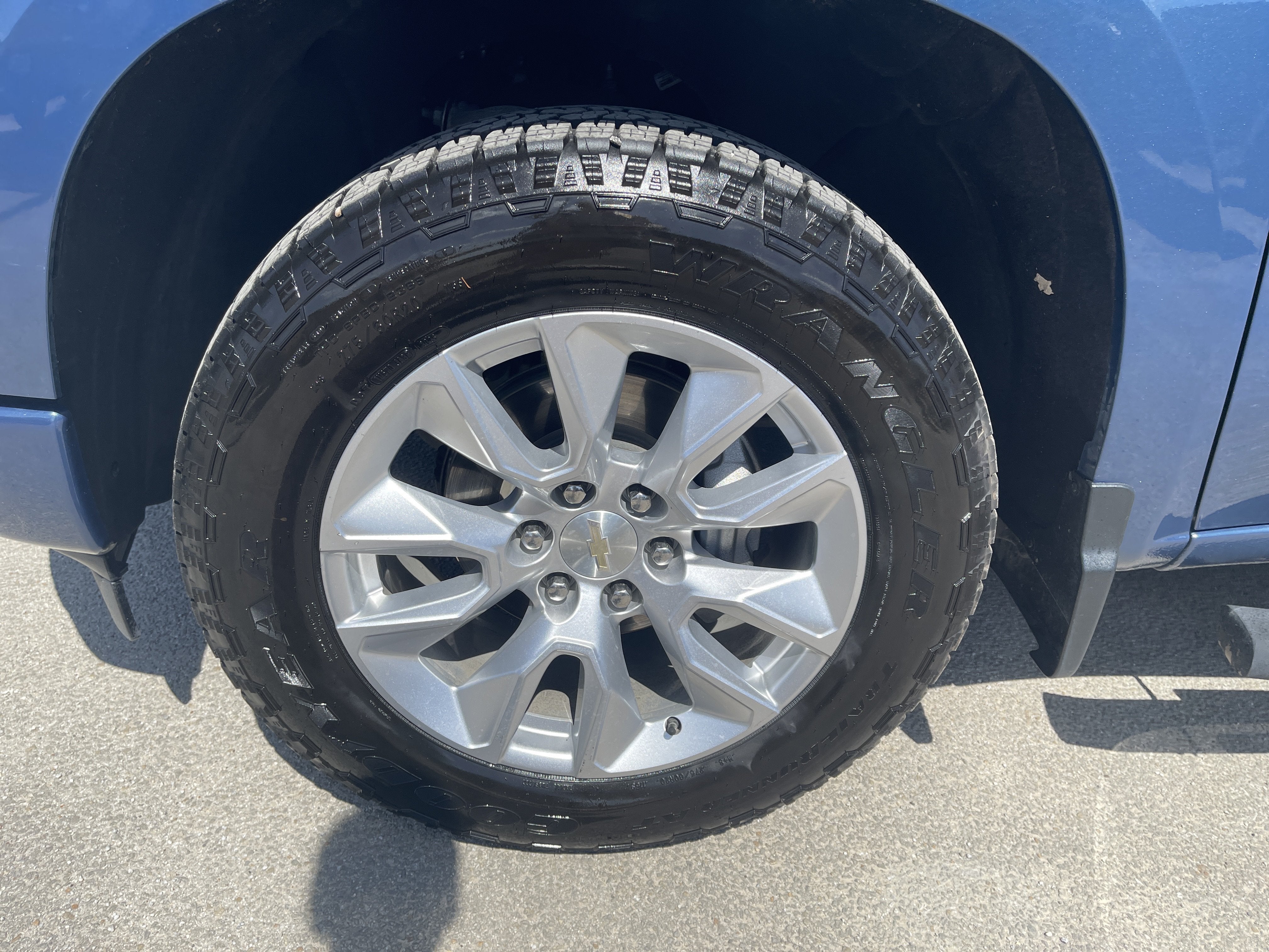 2024 Chevrolet Silverado 1500 Custom