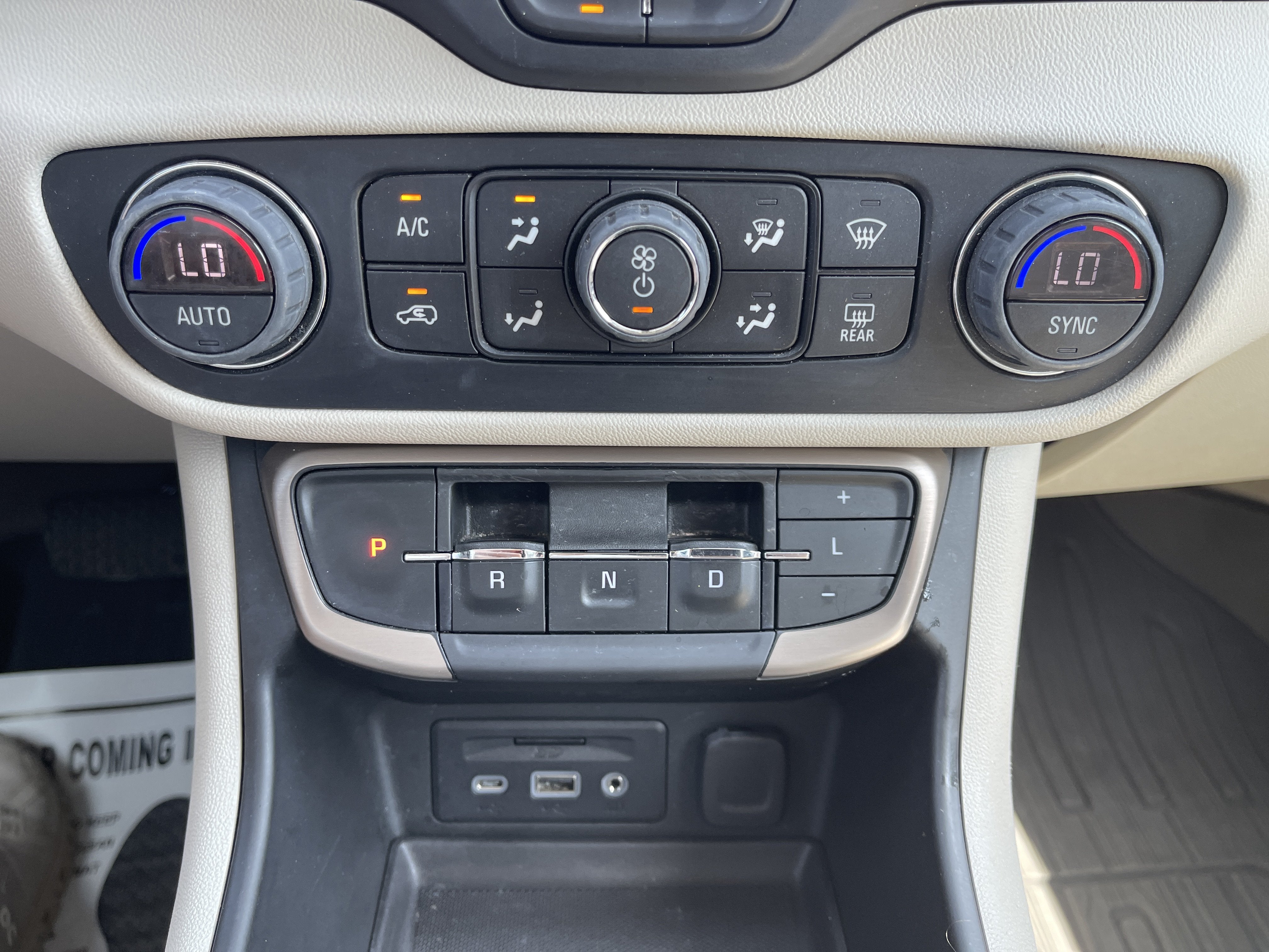 2023 GMC Terrain Denali