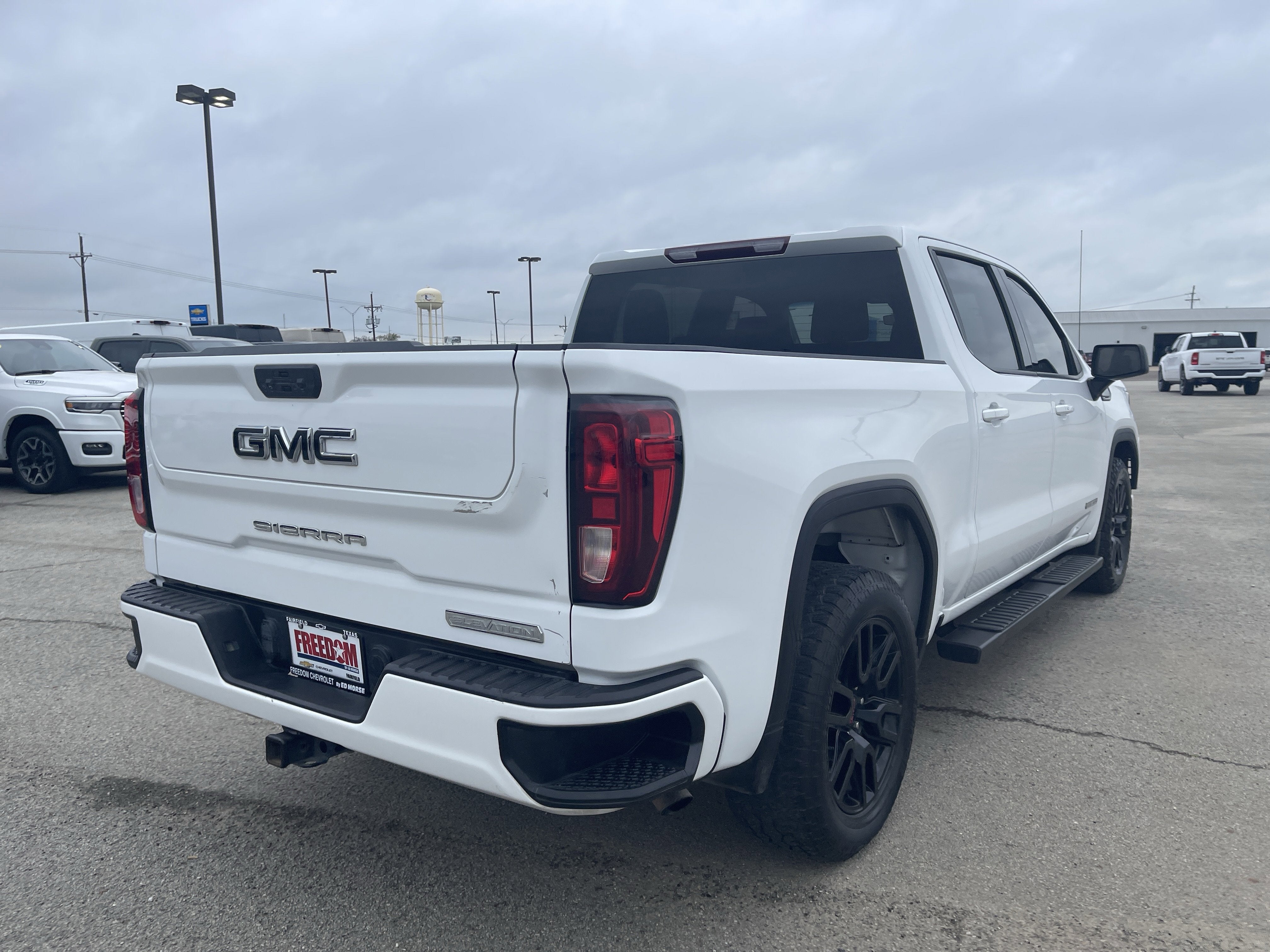 2022 GMC Sierra 1500 Elevation