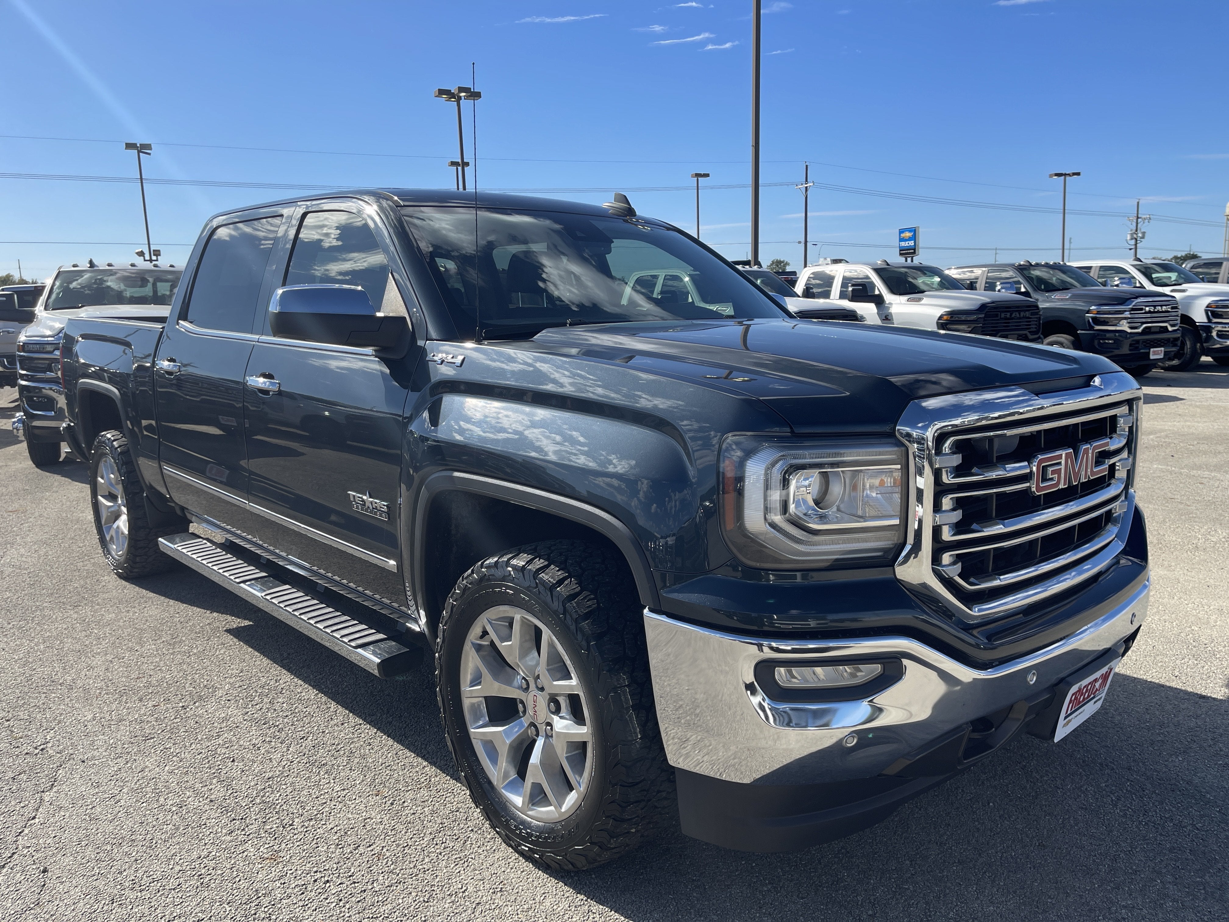 2017 GMC Sierra 1500 SLT