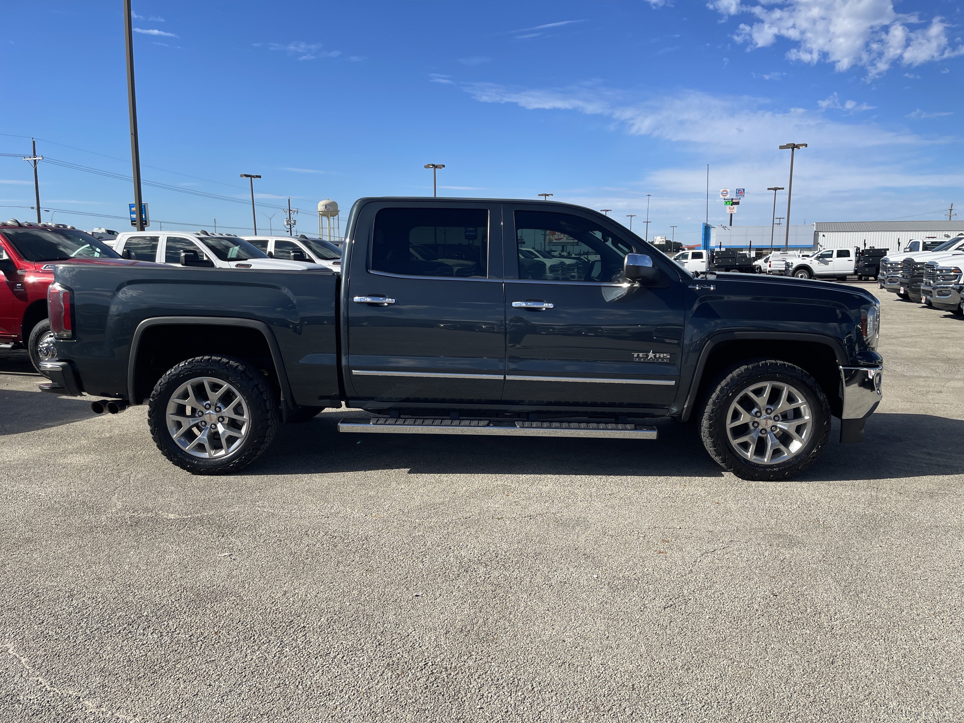 2017 GMC Sierra 1500 SLT