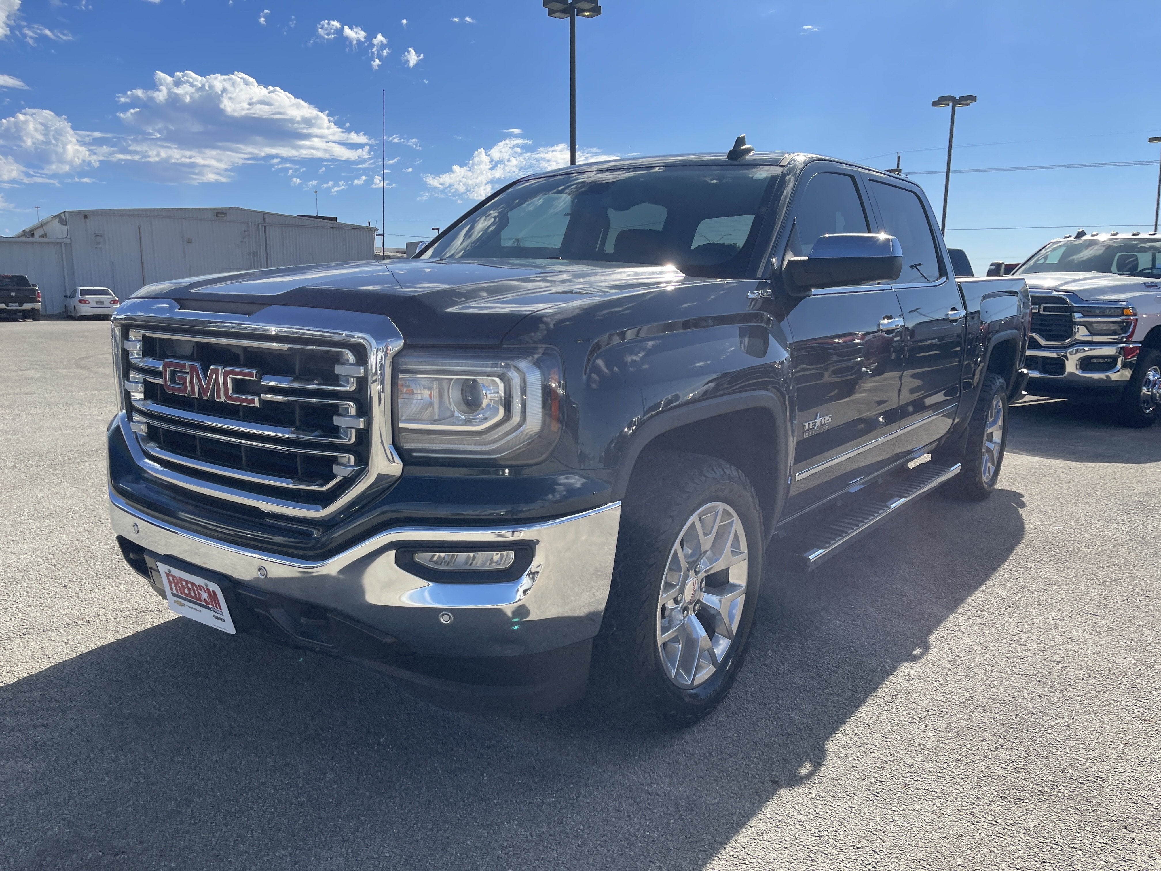 2017 GMC Sierra 1500 SLT
