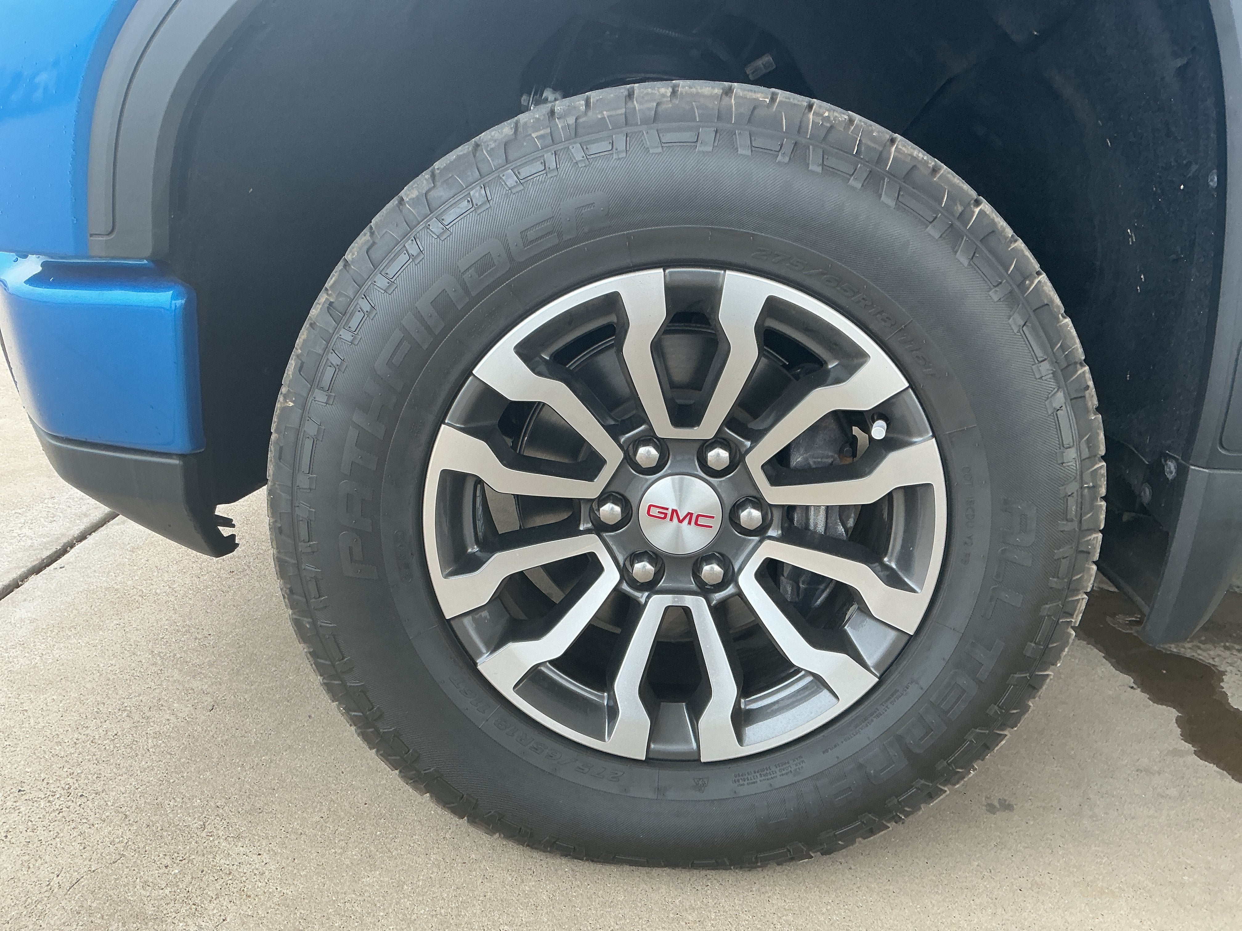 2023 GMC Sierra 1500 AT4