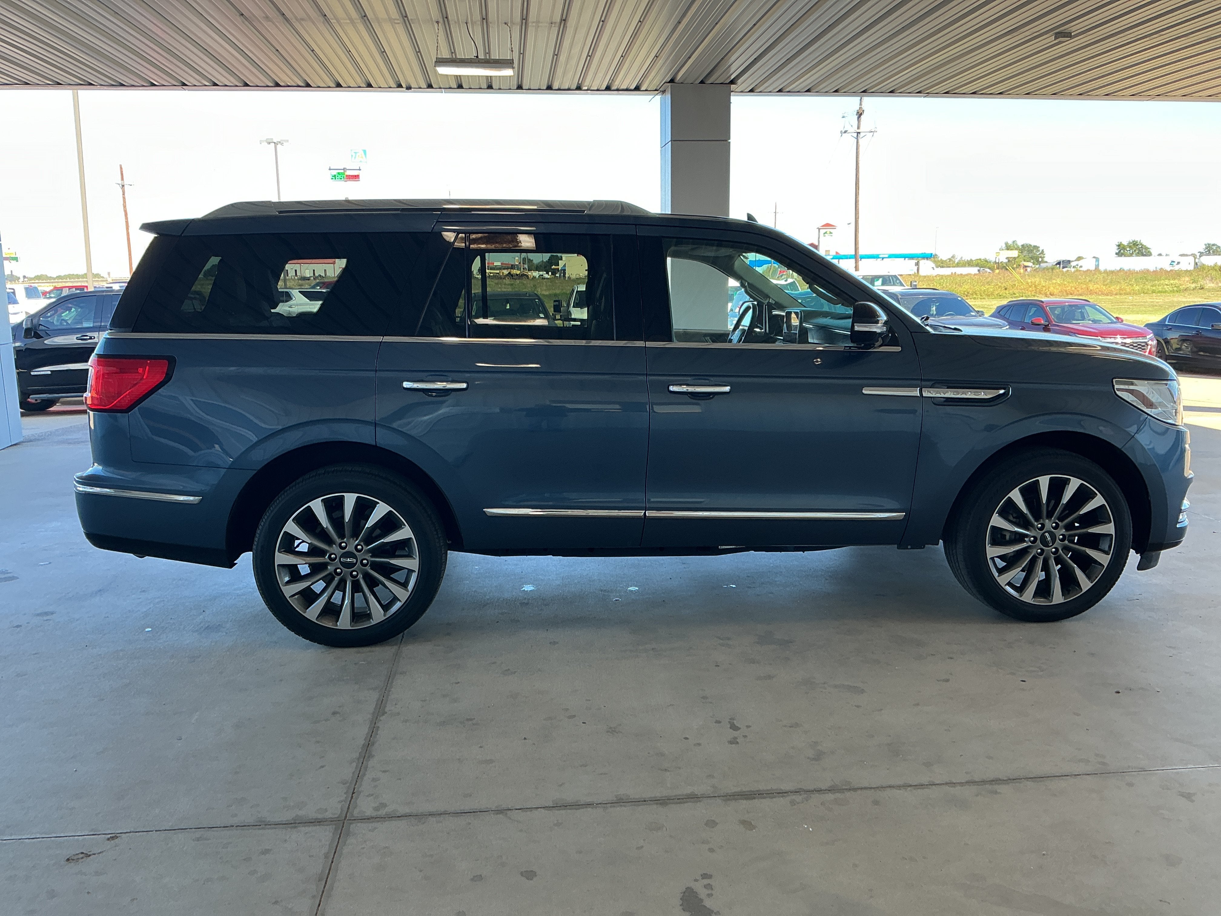 2019 Lincoln Navigator Select