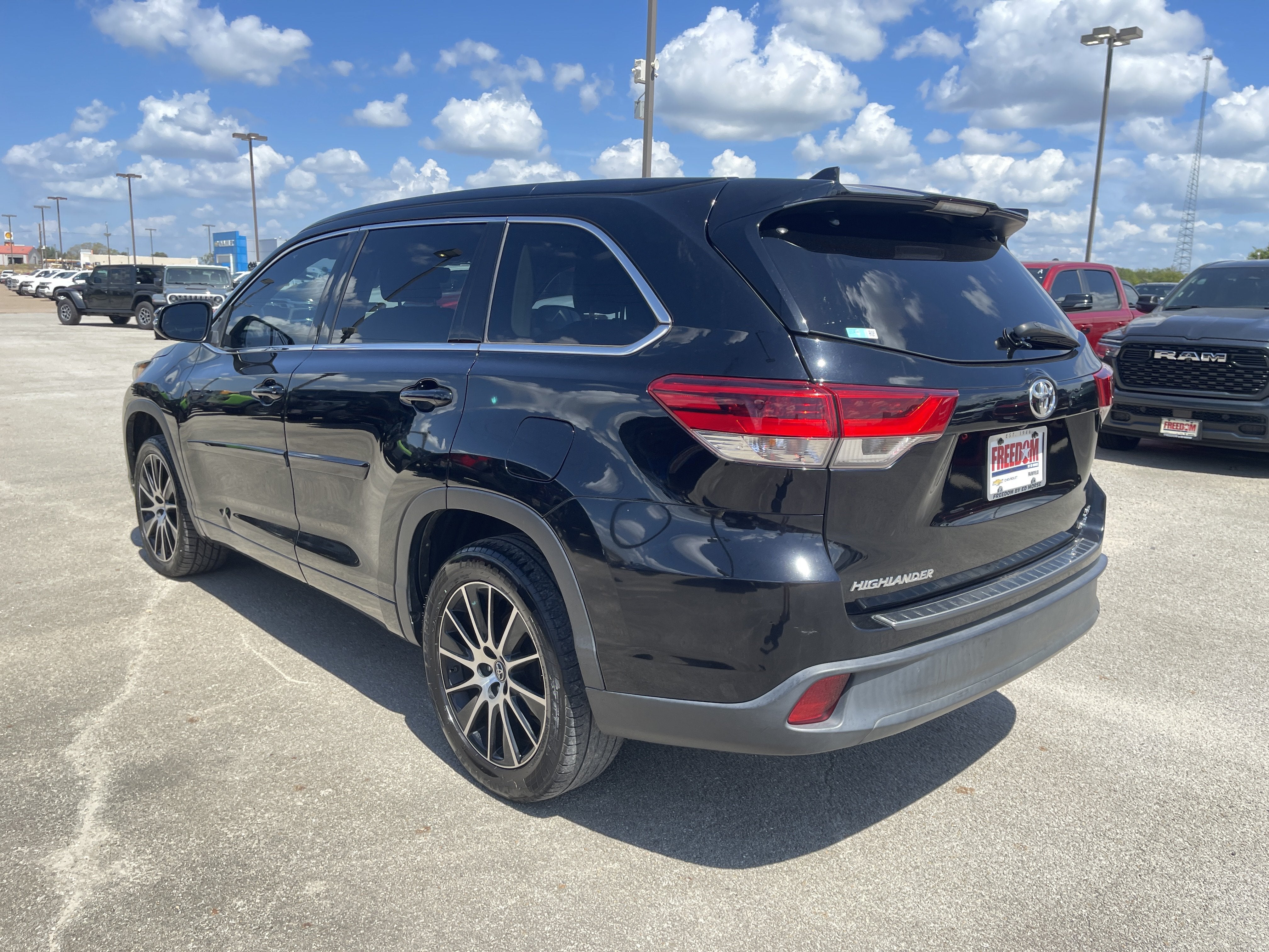 2018 Toyota Highlander SE