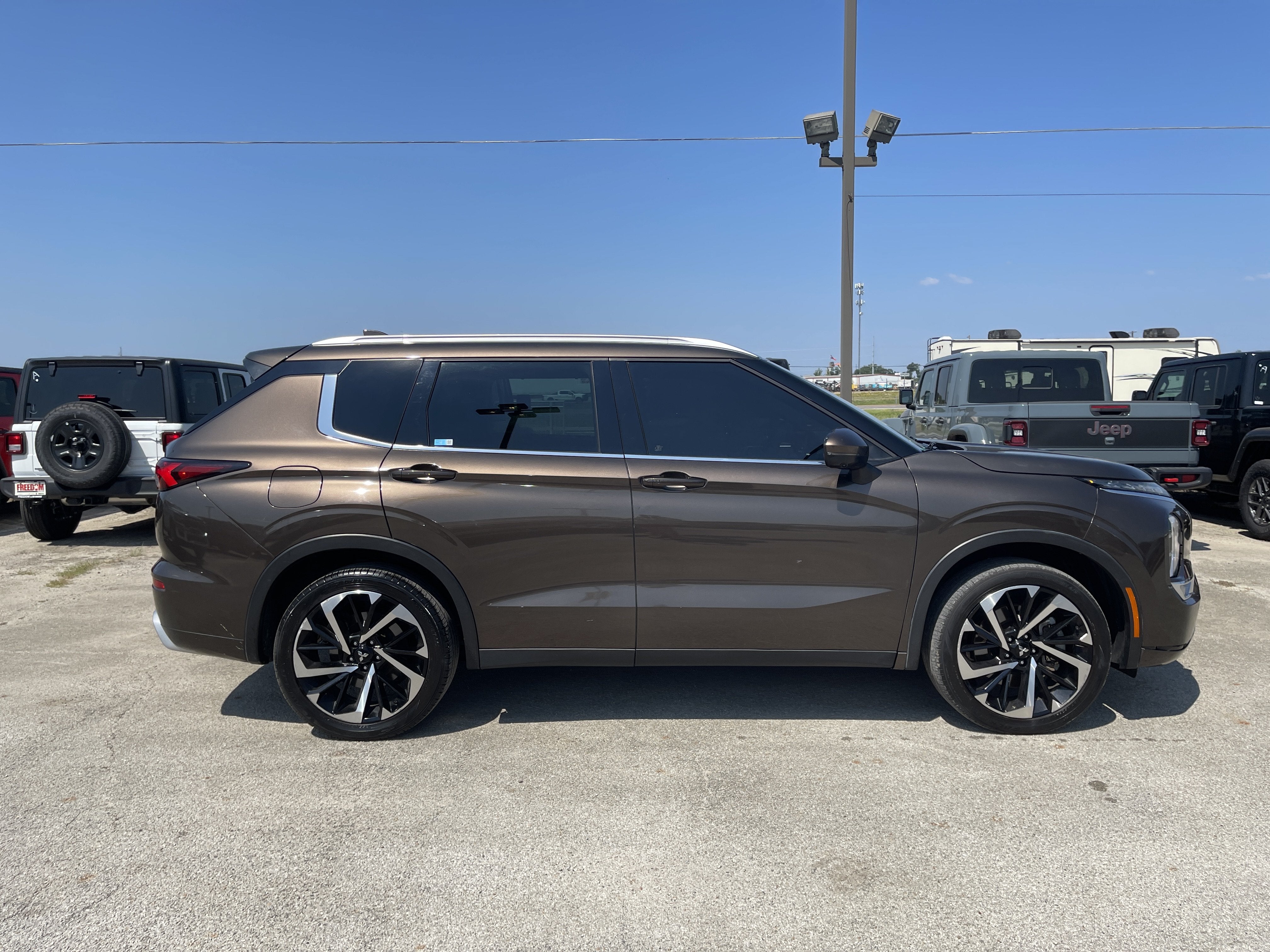 2022 Mitsubishi Outlander SEL