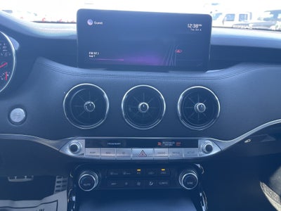 2022 Kia Stinger GT1
