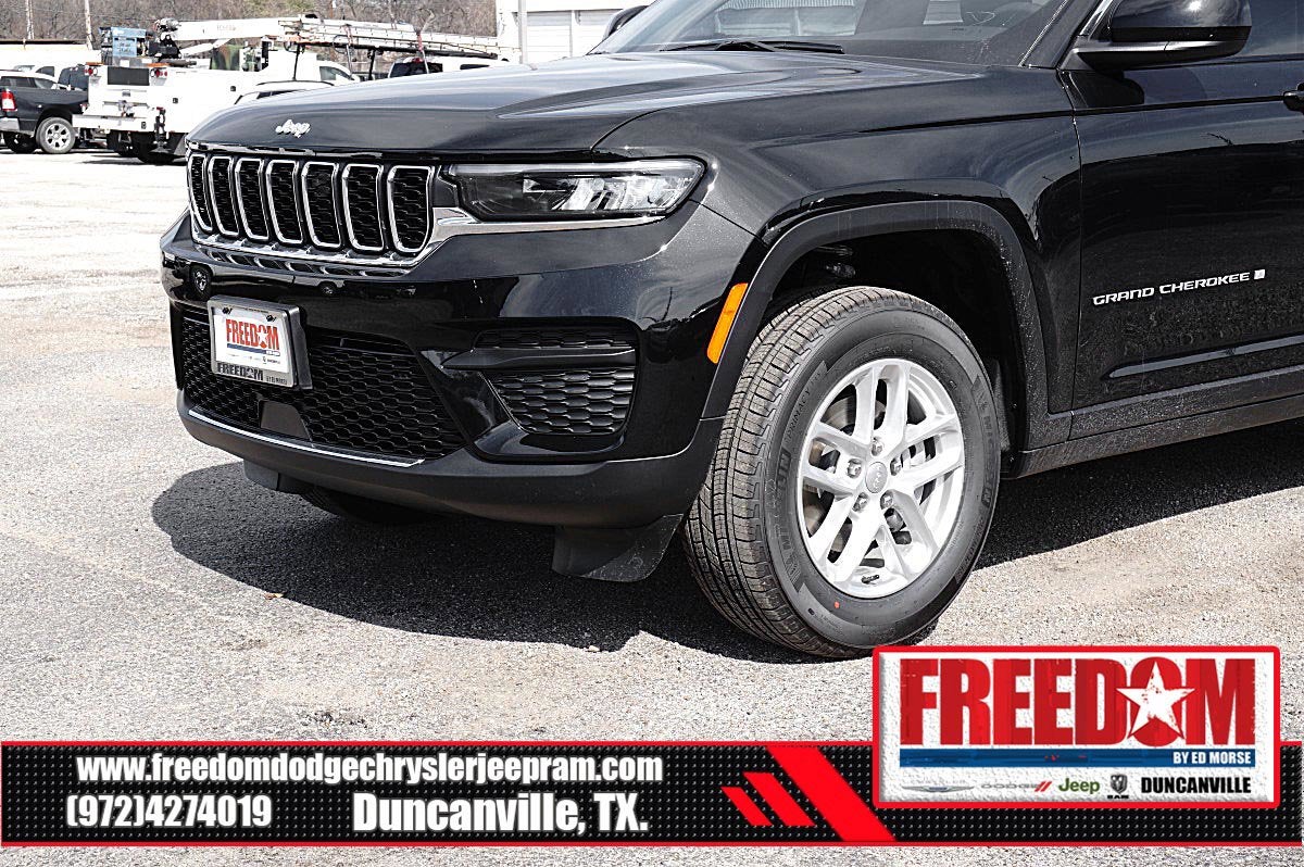 2026 Jeep Grand Cherokee Laredo