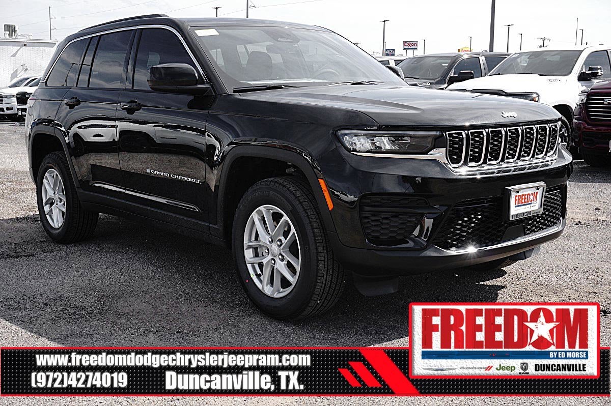 2026 Jeep Grand Cherokee Laredo