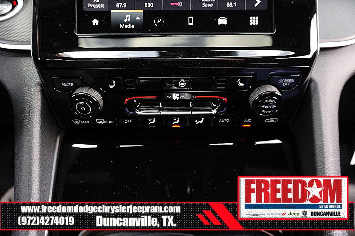 2026 Jeep Grand Cherokee Laredo X