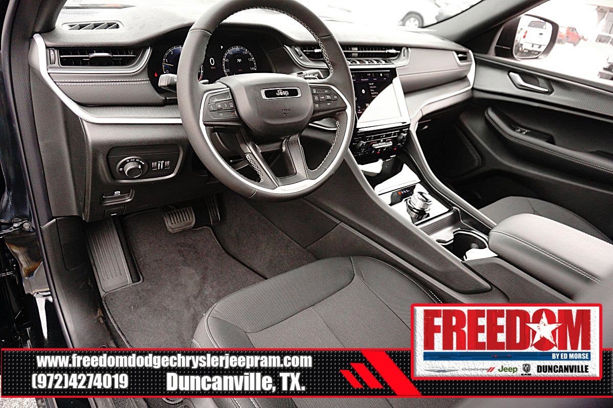 2026 Jeep Grand Cherokee Laredo X