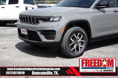 2027 Jeep Grand Cherokee Laredo X