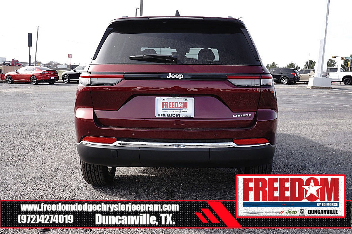 2026 Jeep Grand Cherokee Laredo