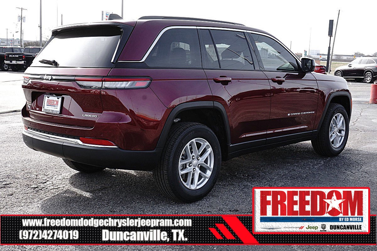 2026 Jeep Grand Cherokee Laredo