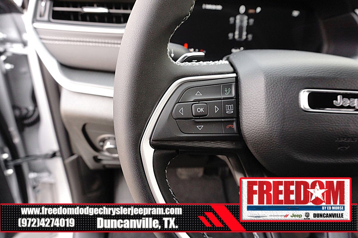 2025 Jeep Grand Cherokee Laredo X