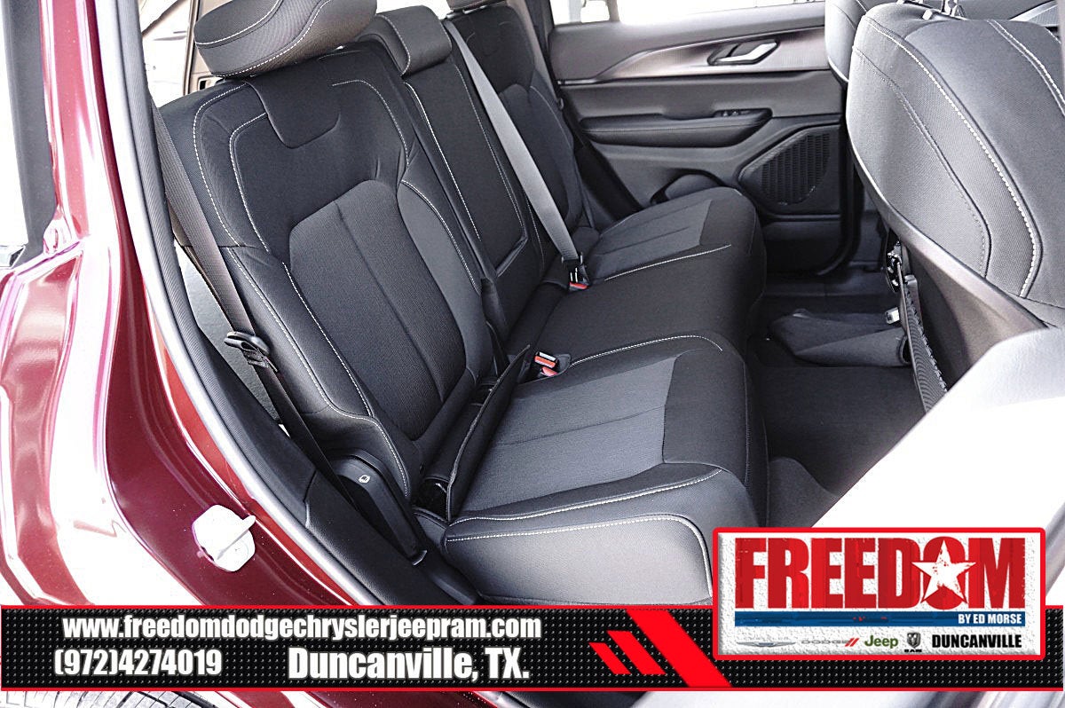 2026 Jeep Grand Cherokee Laredo X