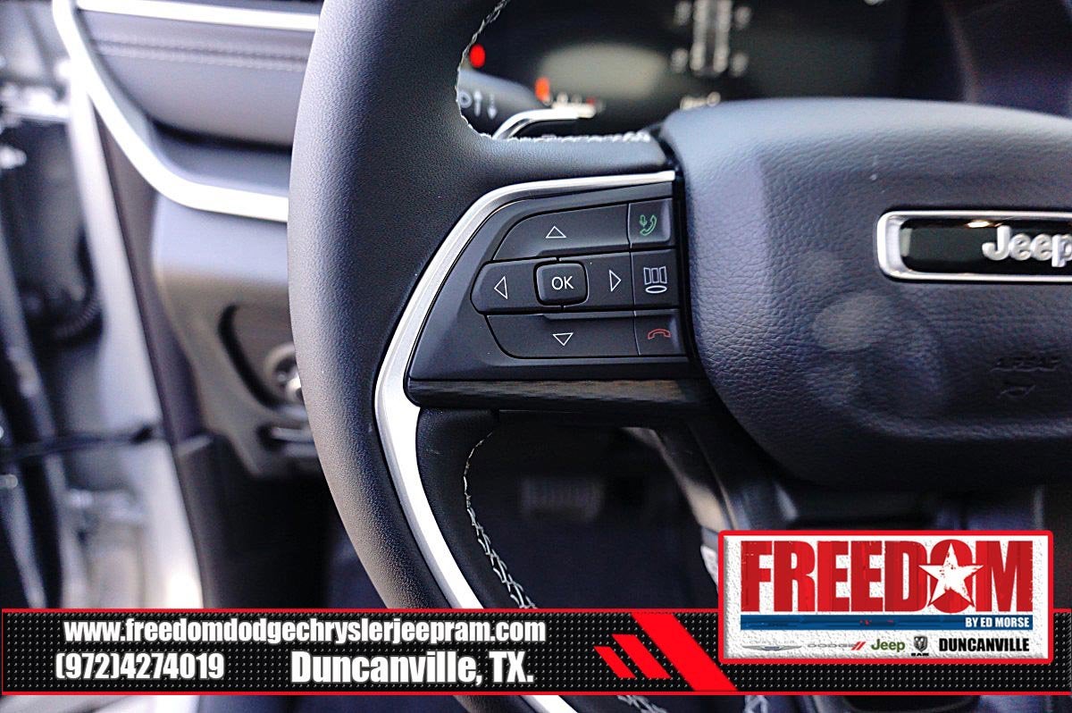 2025 Jeep Grand Cherokee Laredo X