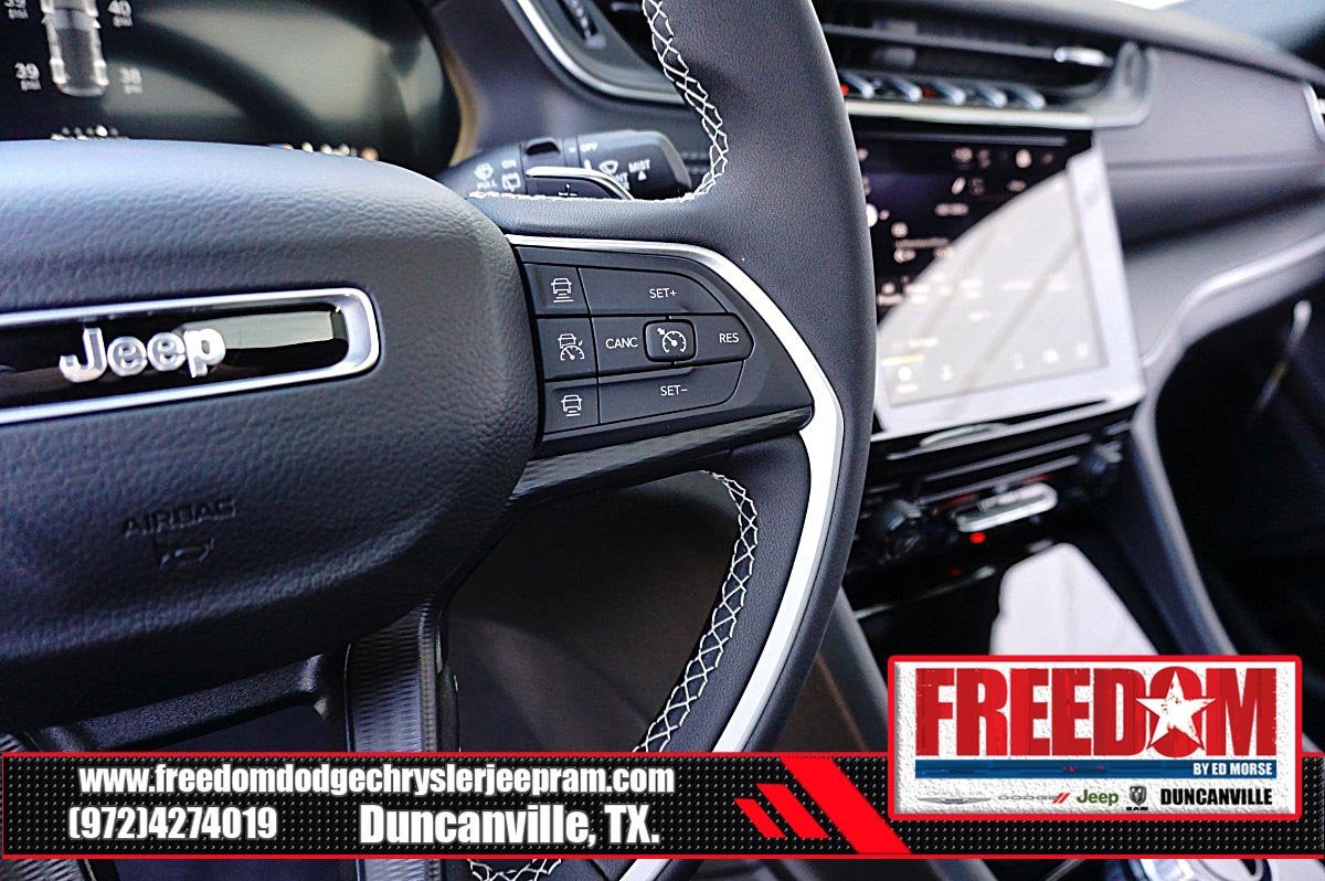 2025 Jeep Grand Cherokee Laredo X