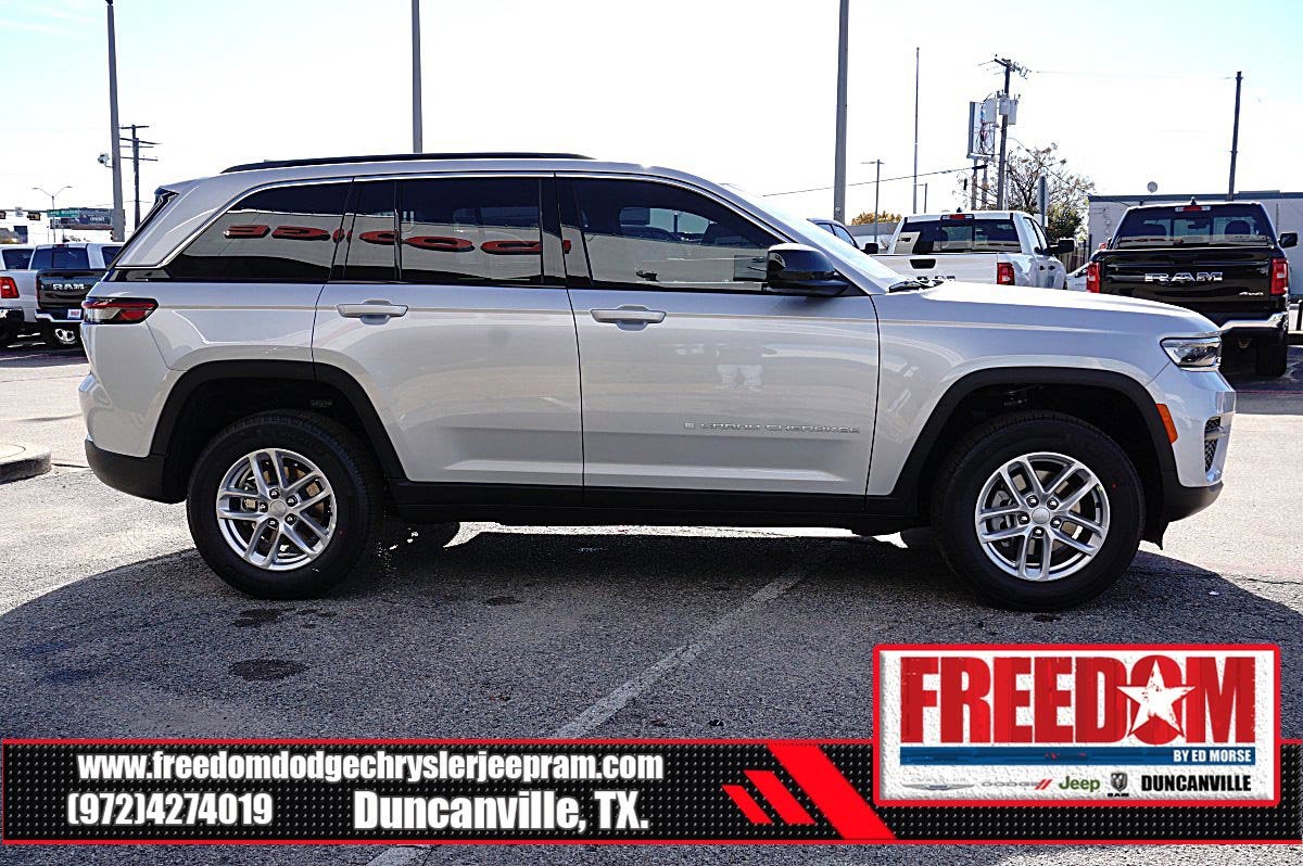 2025 Jeep Grand Cherokee Laredo X