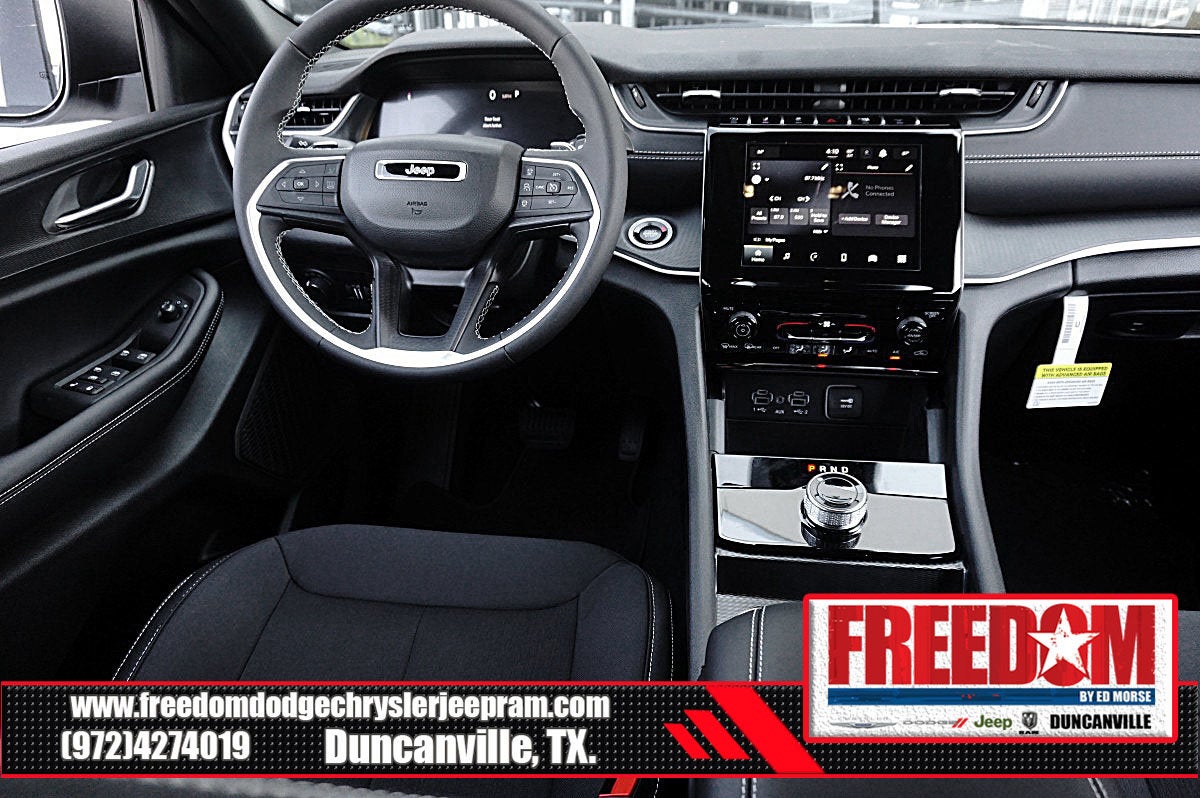 2025 Jeep Grand Cherokee Laredo X