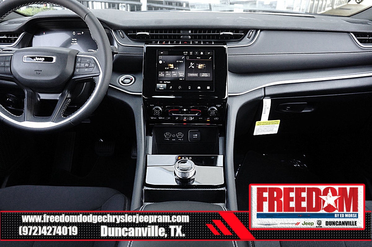 2025 Jeep Grand Cherokee Laredo X