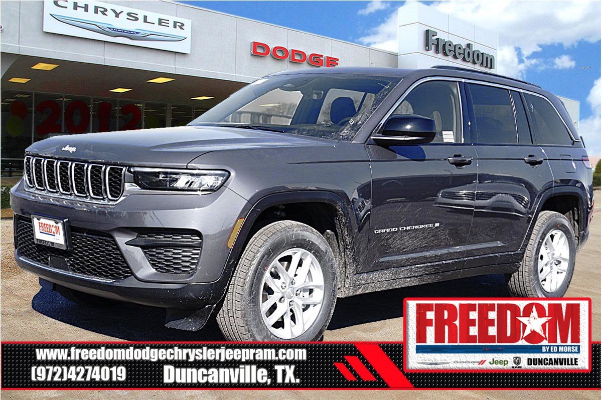 2026 Jeep Grand Cherokee Laredo