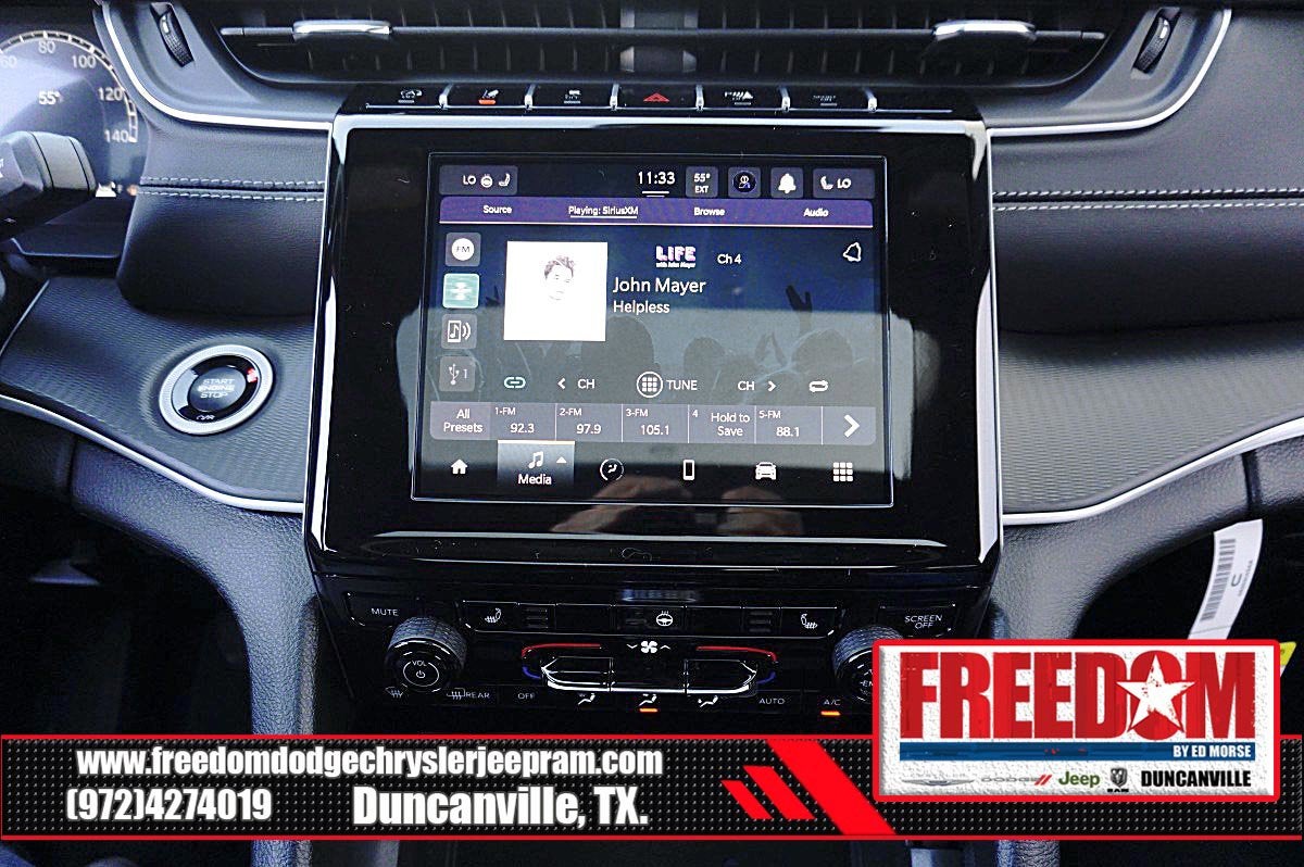 2026 Jeep Grand Cherokee Laredo