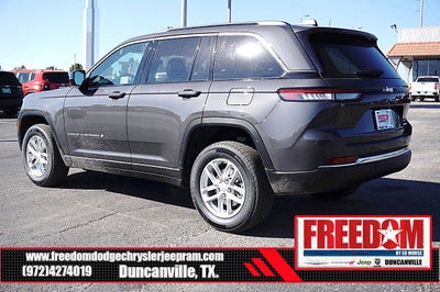 2026 Jeep Grand Cherokee Laredo