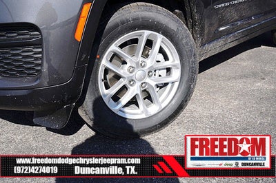 2026 Jeep Grand Cherokee Laredo