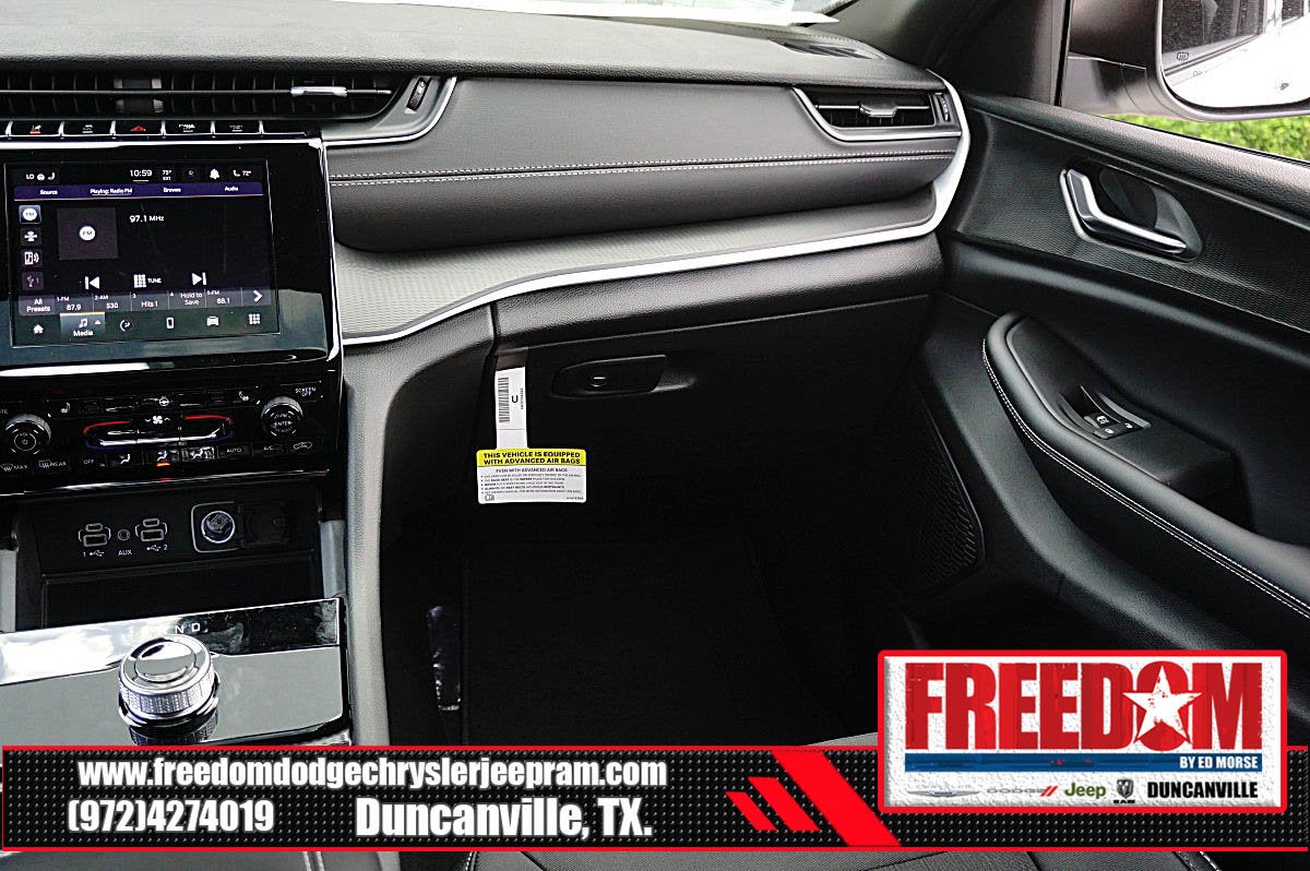 2026 Jeep Grand Cherokee Laredo X