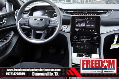 2026 Jeep Grand Cherokee Laredo