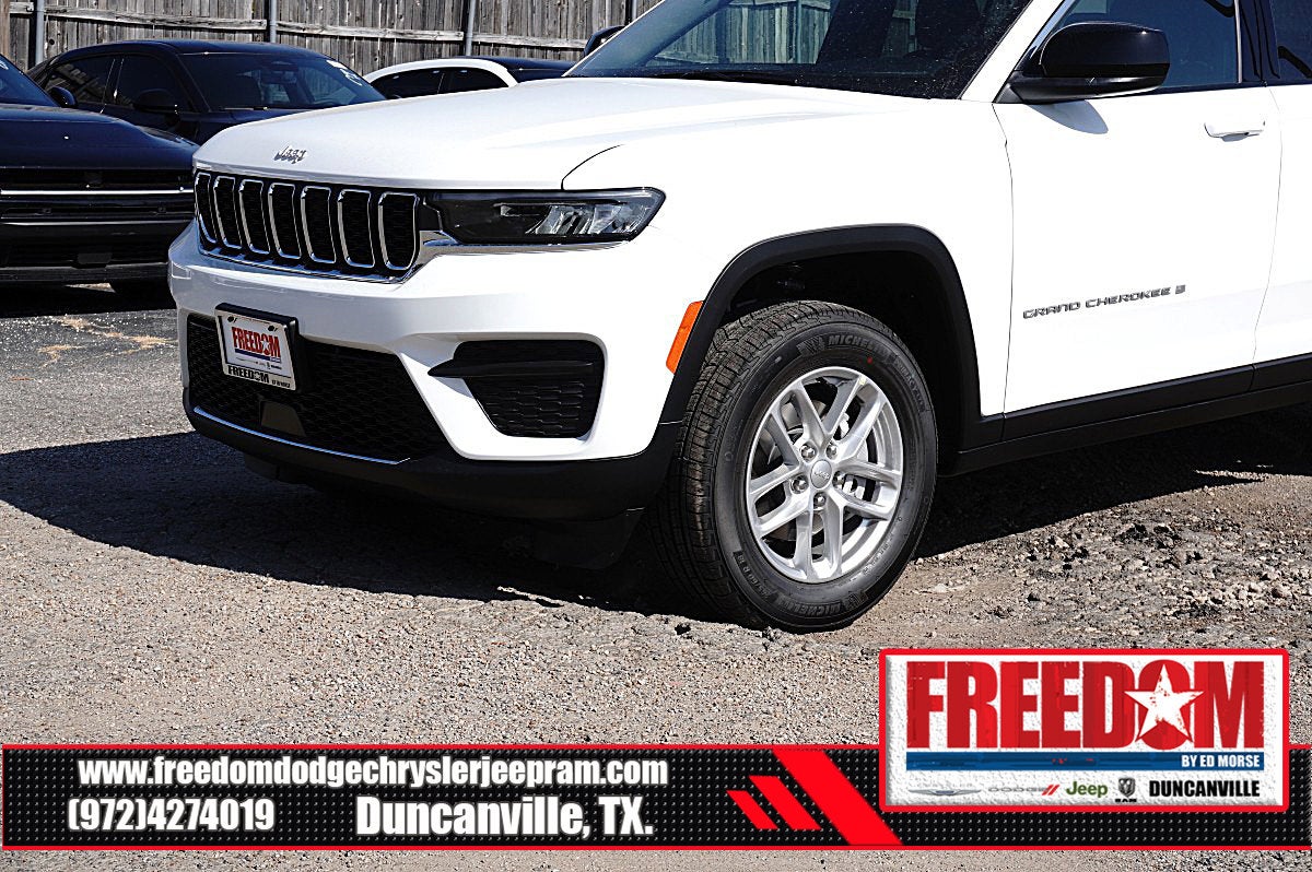 2026 Jeep Grand Cherokee Laredo