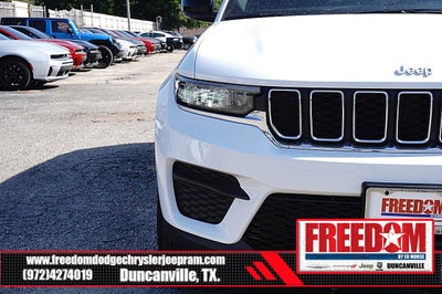 2026 Jeep Grand Cherokee Laredo