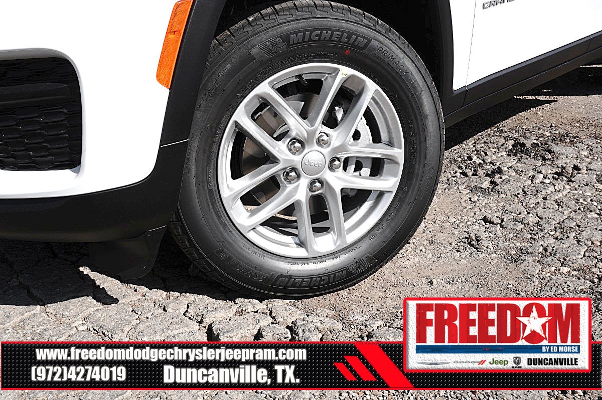 2026 Jeep Grand Cherokee Laredo