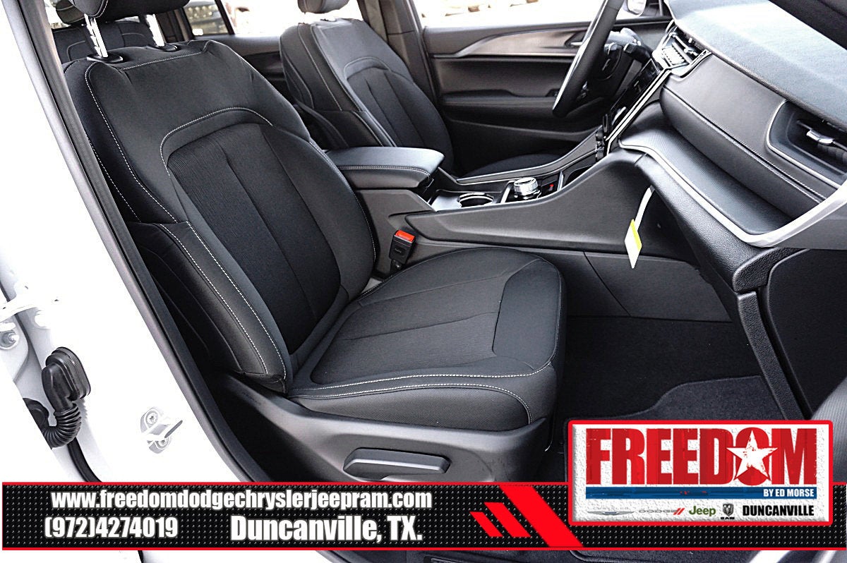 2026 Jeep Grand Cherokee Laredo X