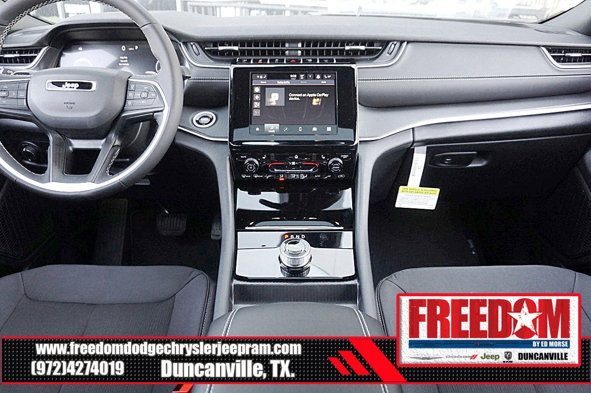 2026 Jeep Grand Cherokee Laredo X