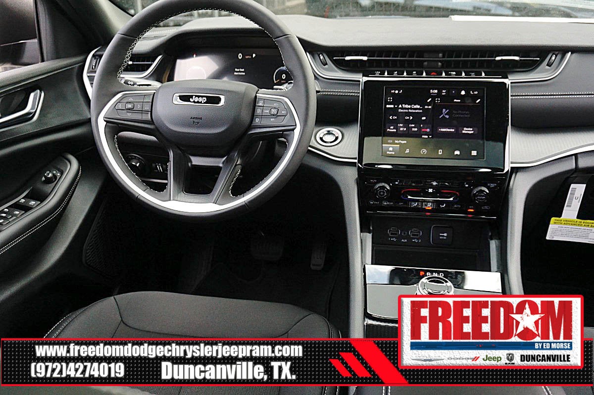 2026 Jeep Grand Cherokee Laredo X
