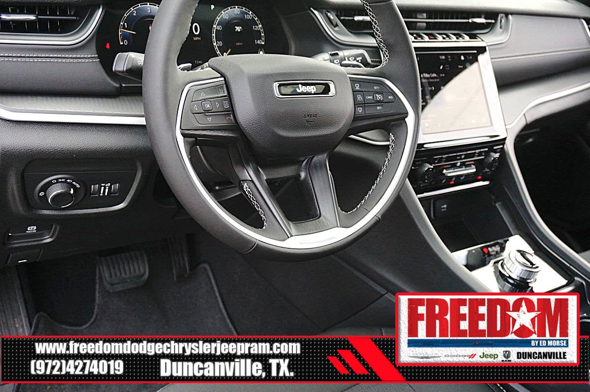 2026 Jeep Grand Cherokee Laredo X