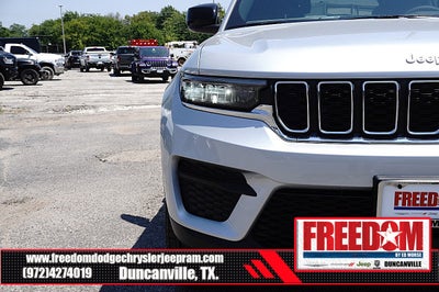 2026 Jeep Grand Cherokee Laredo