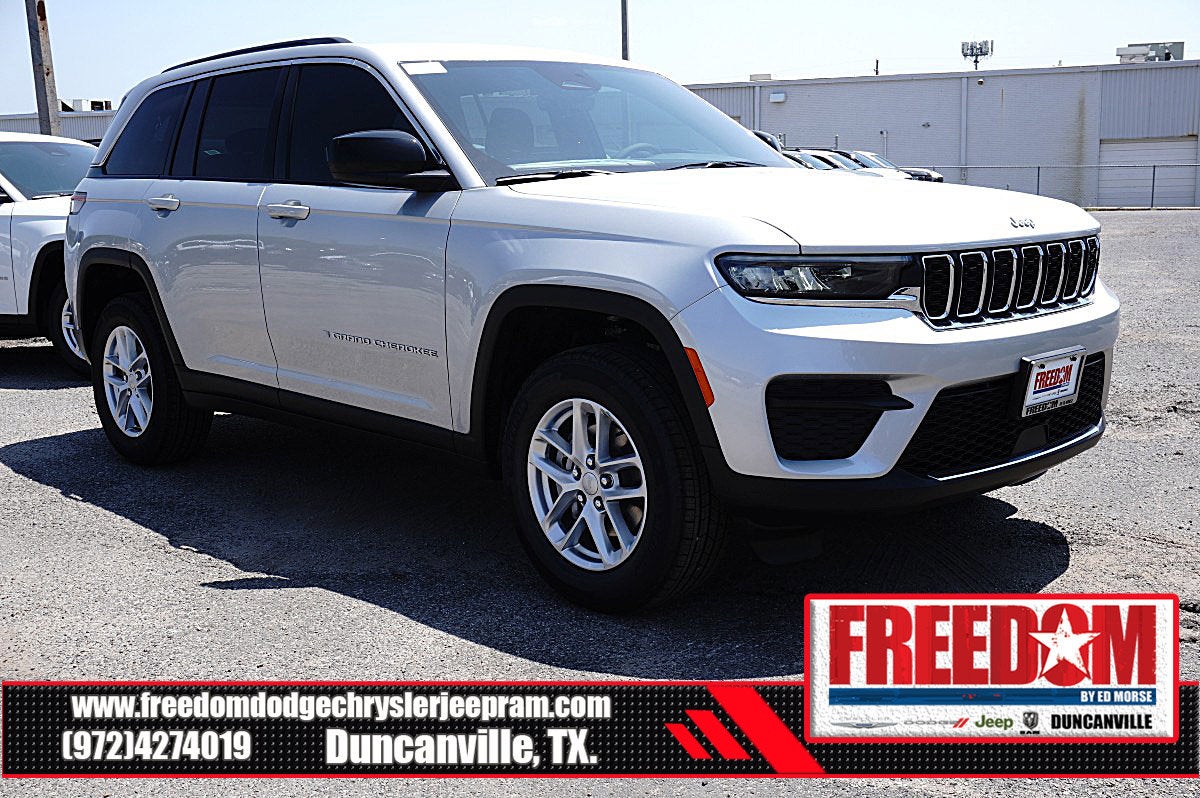2026 Jeep Grand Cherokee Laredo