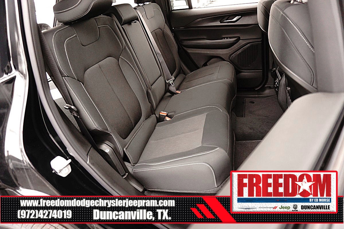 2026 Jeep Grand Cherokee Laredo X