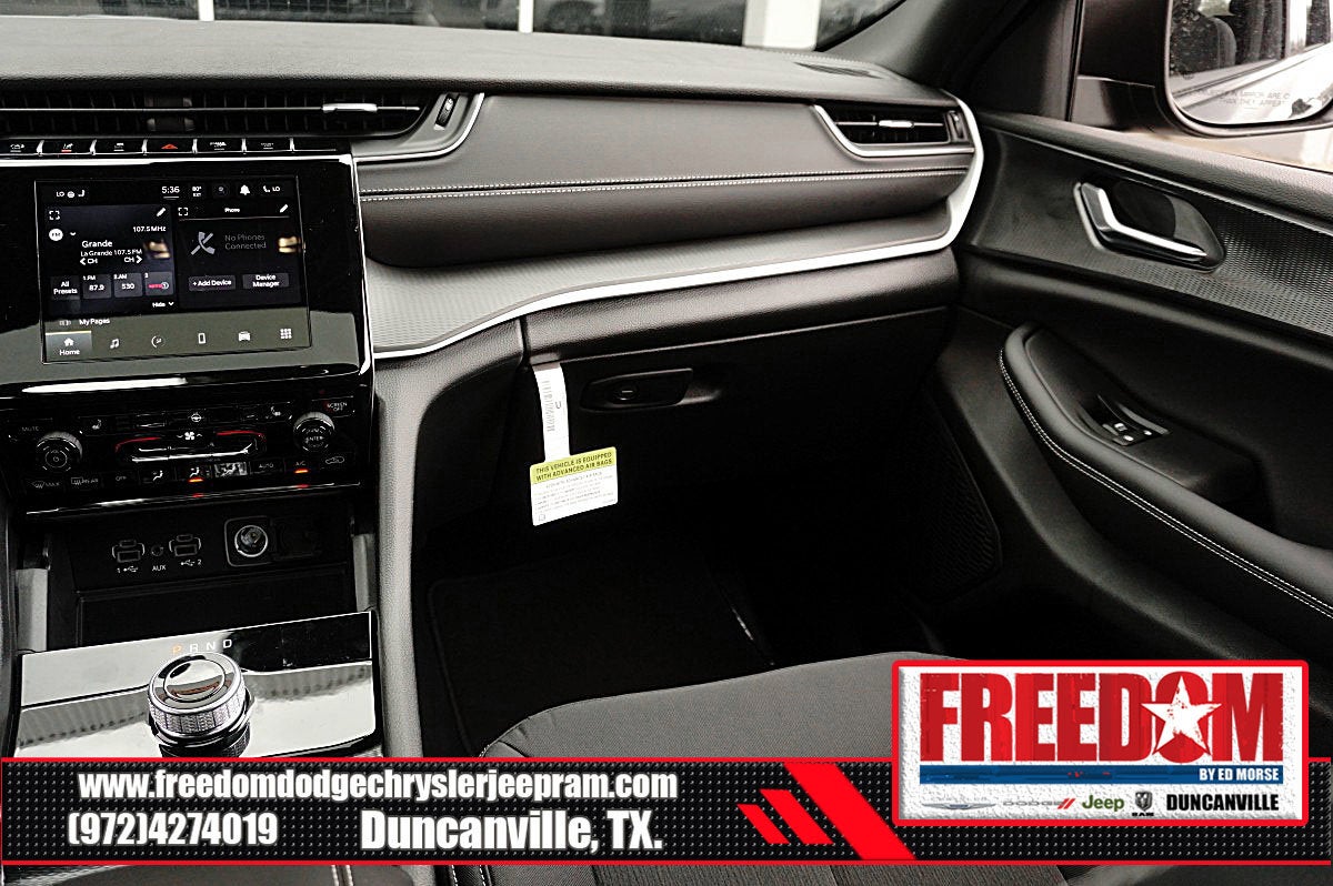 2026 Jeep Grand Cherokee Laredo X