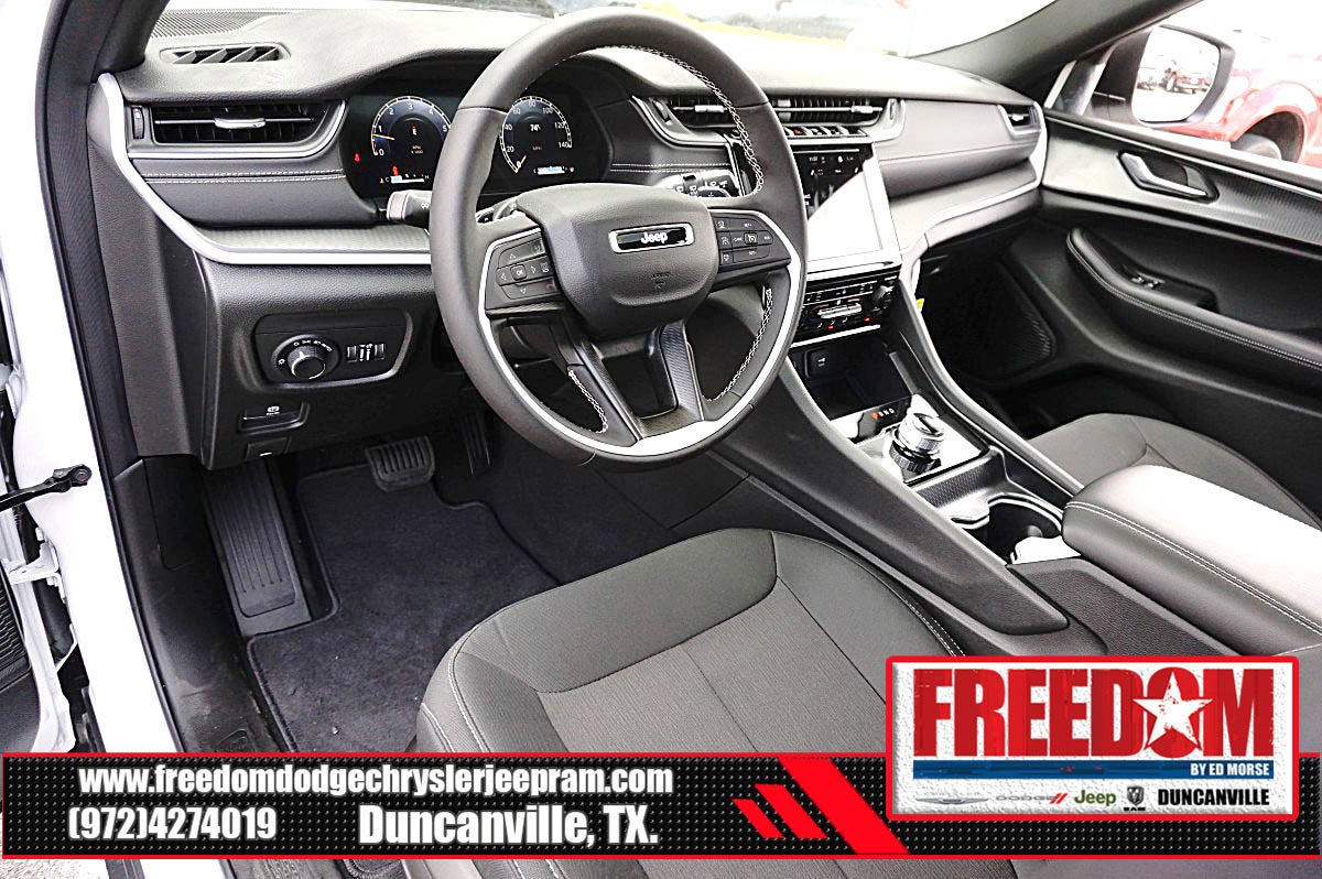 2026 Jeep Grand Cherokee Laredo X