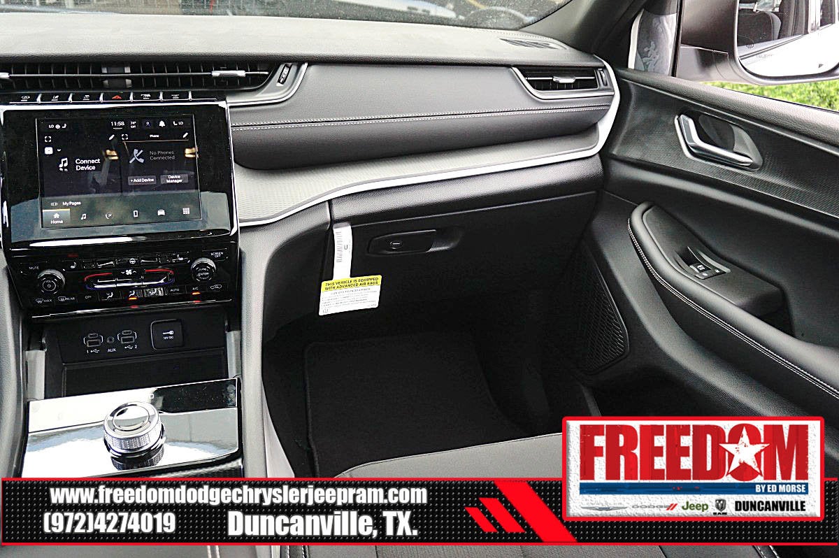 2026 Jeep Grand Cherokee Laredo X